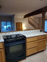 1200 Aurora Ln in Pollock Pines, CA - Foto de edificio - Building Photo