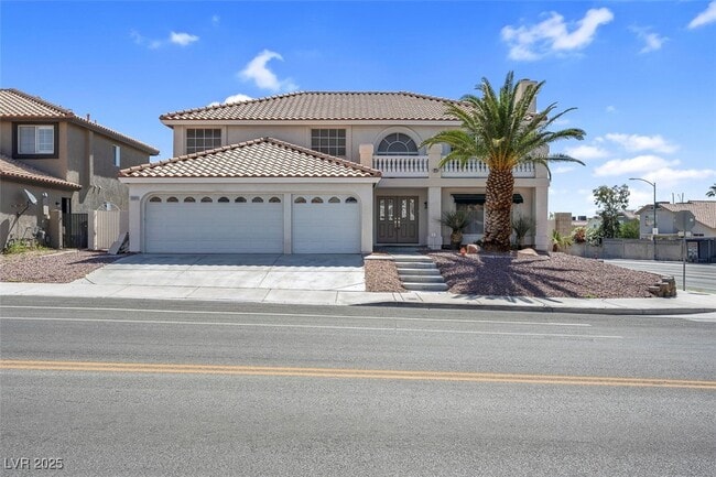 property at 3604 N Campbell Rd