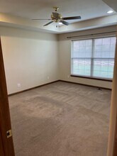 2928 E Buckskin Dr, Unit 2928 in Vincennes, IN - Foto de edificio - Building Photo