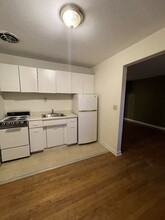35 Burnside Ave in East Hartford, CT - Foto de edificio - Building Photo