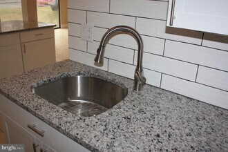 115 E Kings Hwy in Maple Shade, NJ - Building Photo - Building Photo