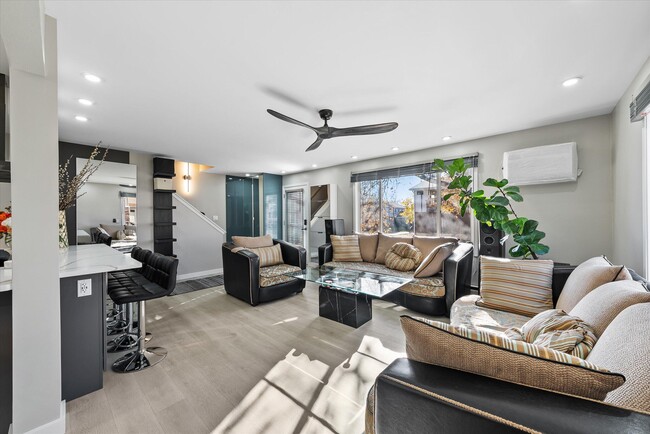 N20W5343 Pierce Ct in Cedarburg, WI - Building Photo - Building Photo