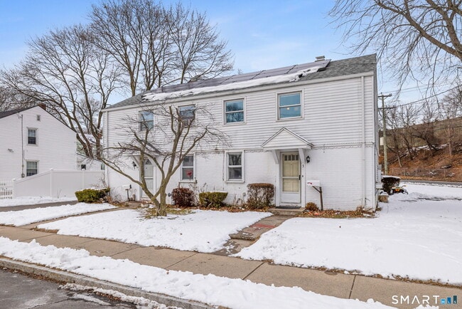 3 New Hampshire Dr in New Britain, CT - Building Photo - Building Photo