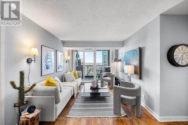 property at 2907-4968-4968 Yonge St
