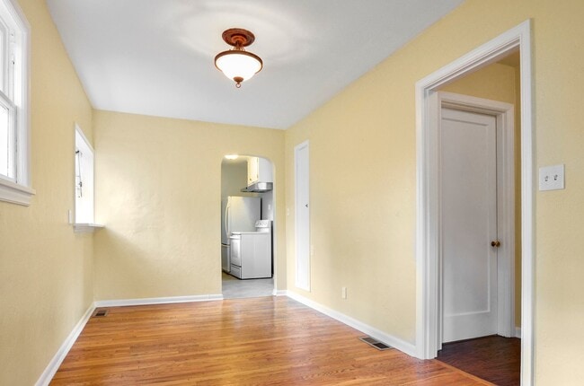 property at 14343 Interlake Ave N