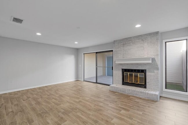property at 3326 Foster Ln