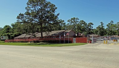 Lakewood Townhomes in Huffman, TX - Foto de edificio - Building Photo