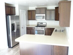 102 S 1800 W in Pleasant Grove, UT - Building Photo - Building Photo