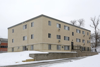 Ames Lake in St. Paul, MN - Building Photo - Building Photo