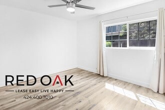 735 Locust St in Pasadena, CA - Building Photo - Building Photo