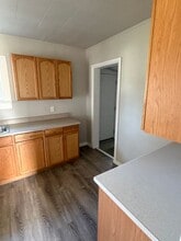 2034 Long St in Sweet Home, OR - Building Photo - Building Photo