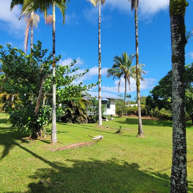 15-1662-1662 Paradise Dr in Keaau, HI - Building Photo - Building Photo