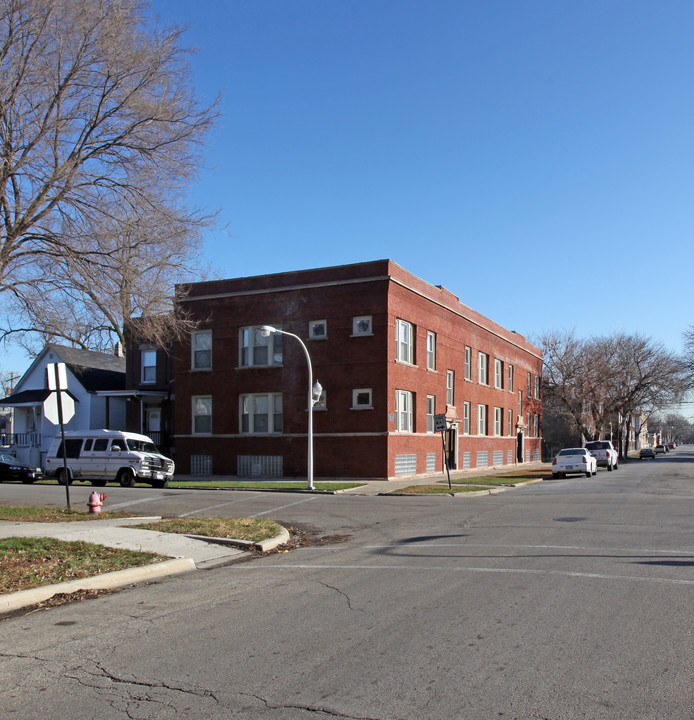 1650-1654 W 66th St in Chicago, IL - Building Photo