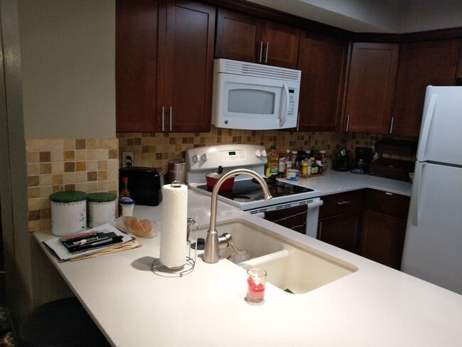 2311 Balsam Dr, Unit H114 in Arlington, TX - Building Photo - Building Photo