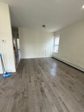 2327 E 23rd St, Unit 2 in Brooklyn, NY - Building Photo - Building Photo