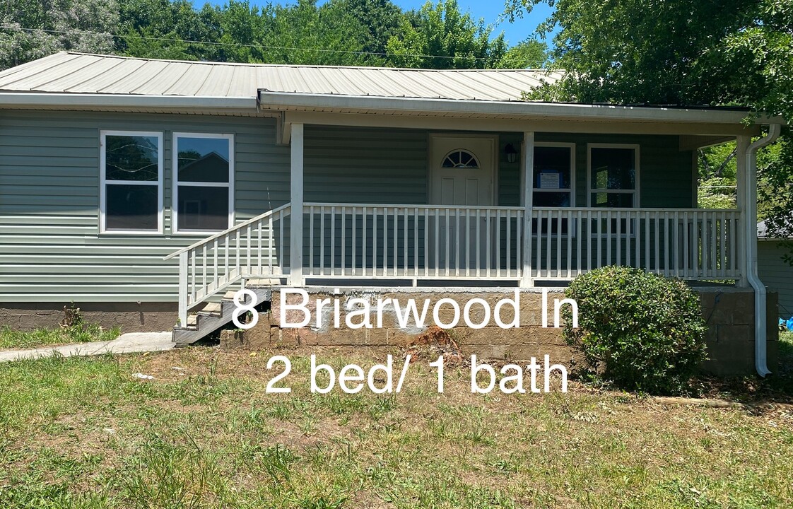 8 Briarwood Ln in Cartersville, GA - Building Photo