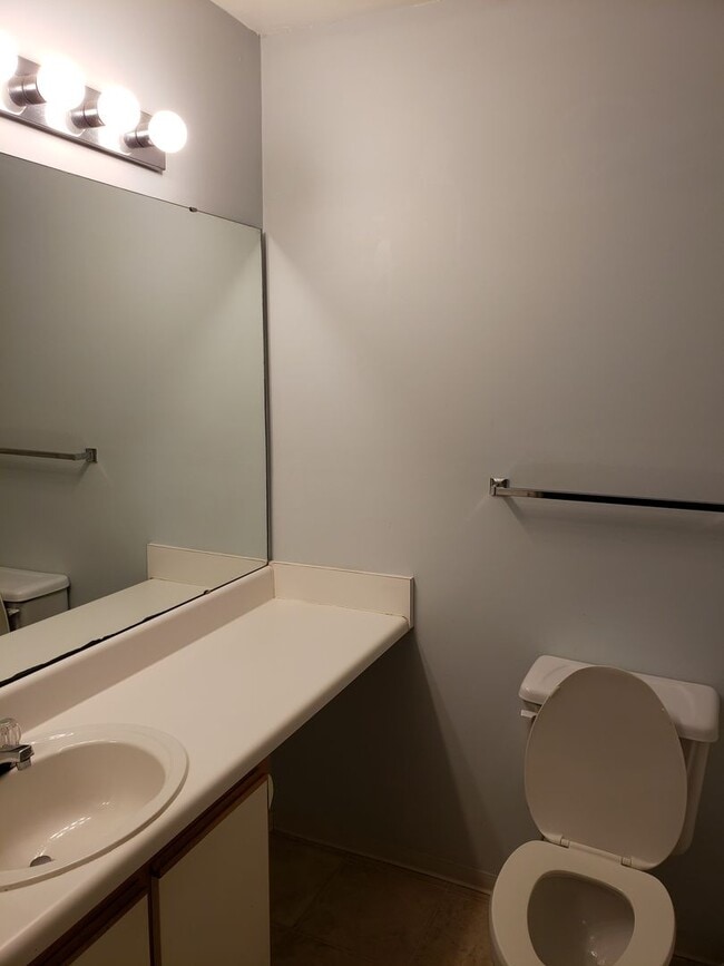 property at 1440 Collegiate Cir