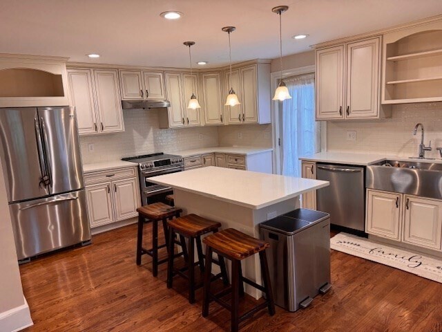 1 Howe St, Unit 2 in Somerville, MA - Building Photo