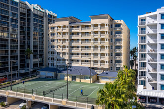 Bella Rosa of Sand Key in Clearwater, FL - Foto de edificio - Building Photo