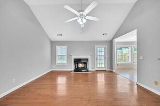 825 Chatham Park Dr SW in Lawrenceville, GA - Building Photo - Building Photo