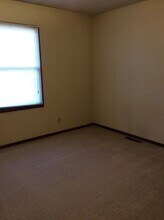 1522 Delaware Ave in Ames, IA - Building Photo - Building Photo