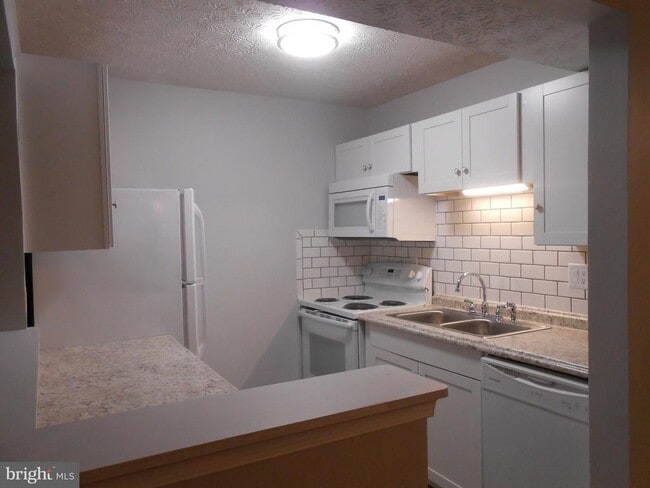 44706 Beechwood Ct in California, MD - Building Photo - Building Photo