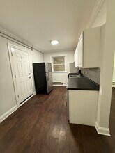2113 W Giddings St, Unit 2131-g in Chicago, IL - Building Photo - Building Photo