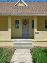 3559 Cedar St in Riverside, CA - Building Photo - Building Photo