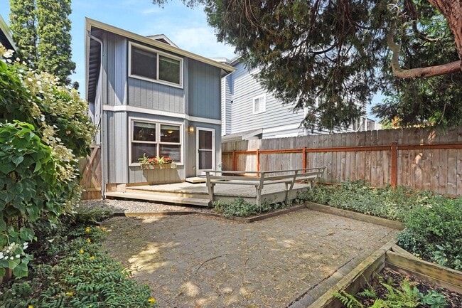 property at 7022 Jones Ave NW