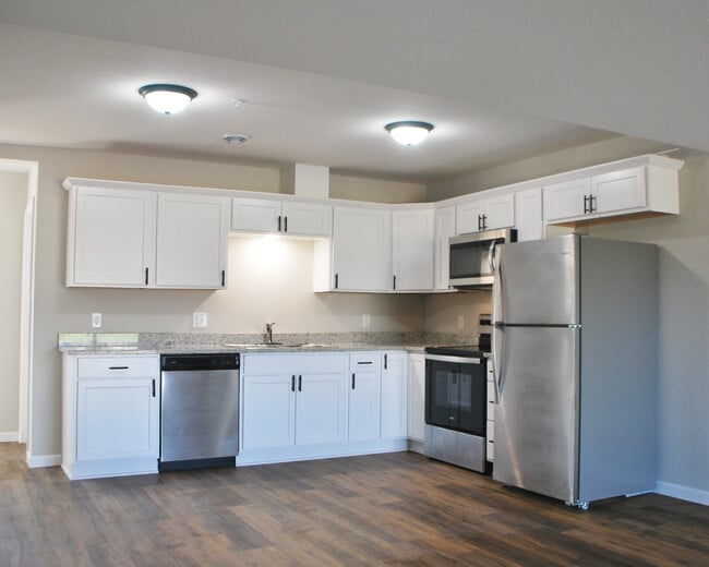 Brecken Place 2nd Addition in Belle Plaine, MN - Building Photo - Building Photo