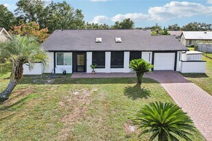 706 Brassie Ln in Kissimmee, FL - Building Photo