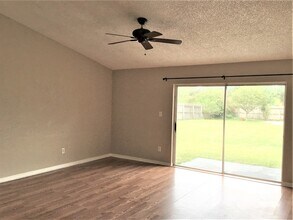 11732 Crescent Pines Blvd in Clermont, FL - Building Photo - Building Photo