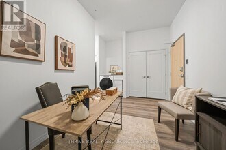 373 Hill St in London, ON - Building Photo - Building Photo