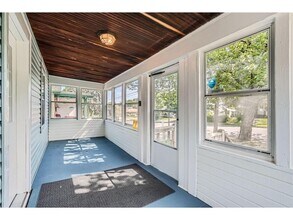 1083 Western Ave N in St. Paul, MN - Building Photo - Building Photo