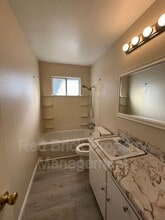 315 Donner Rd in Merced, CA - Building Photo - Building Photo