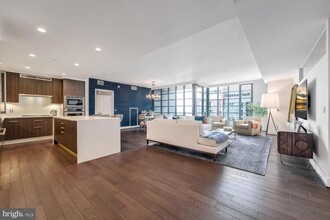 45 Sutton Square SW in Washington, DC - Building Photo - Building Photo