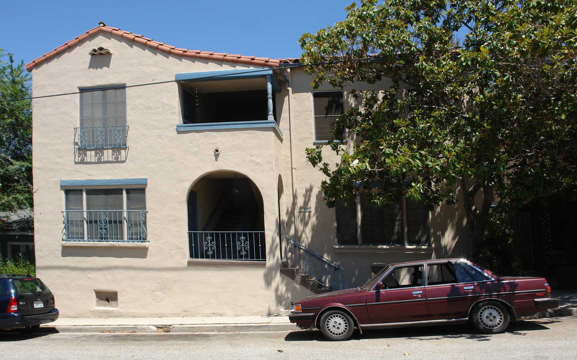 5064 Mt Helena Ave in Los Angeles, CA - Building Photo