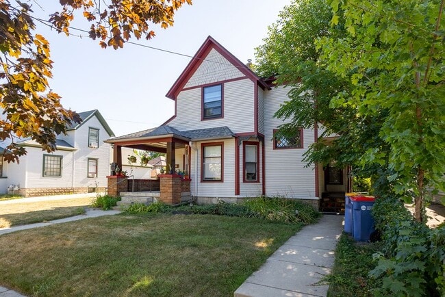 514 Glenwood Ave SE, Unit 514 Glenwood Gem