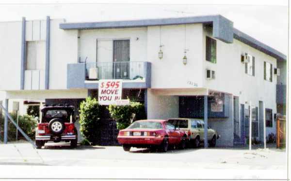 12126 Oxnard St in North Hollywood, CA - Building Photo - Building Photo