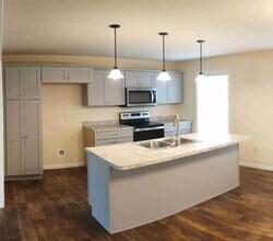 113 Meadowbrook Ln in New Providence, PA - Building Photo - Building Photo