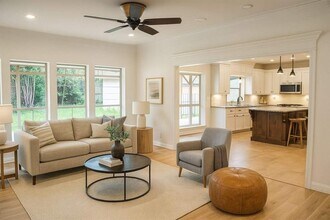 4111 Rock Springs Dr in Houston, TX - Building Photo - Building Photo