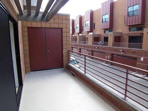 330 S Farmer Ave in Tempe, AZ - Foto de edificio - Building Photo