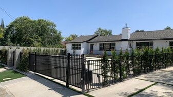 5148 Otis Ave, Unit 5148A Otis Ave in Tarzana, CA - Building Photo