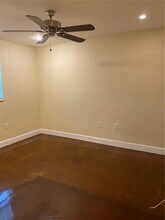 2133 Bougainvillea St in Sarasota, FL - Building Photo - Building Photo