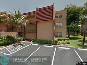 9301 Lime Bay Blvd in Tamarac, FL - Building Photo - Building Photo