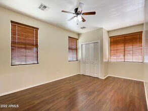 2406 W Sienna Bouquet Pl in Phoenix, AZ - Building Photo - Building Photo