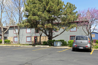 The Grayson Apartments in Oklahoma City, OK - Building Photo - Building Photo