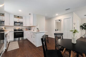 3704 Carroway St in Tampa, FL - Building Photo - Building Photo