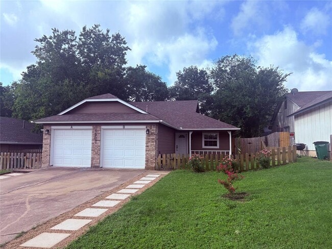 property at 1805 Prairie Knoll Ct