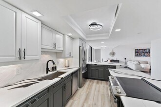 3000 N Ocean Dr, Unit 14A in Riviera Beach, FL - Building Photo - Building Photo